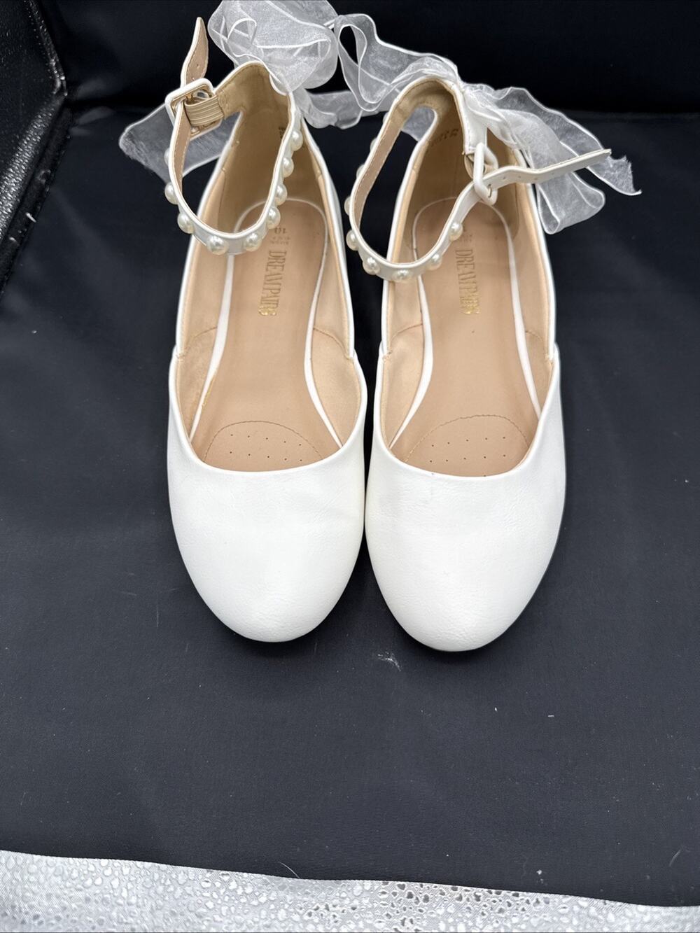 Dream Pairs Women’s dress flats Pearl Embelished Ankle Strap White Bow. Size 10